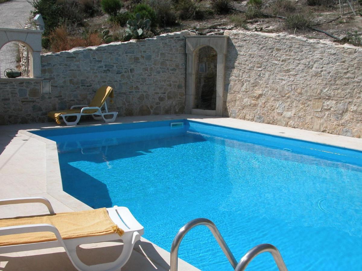 Luxurious Villa In Malades Crete Agios Sillas Zewnętrze zdjęcie